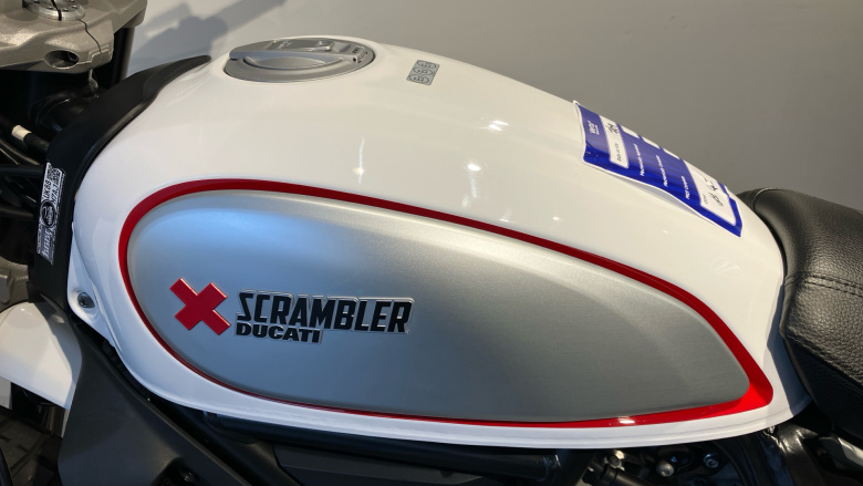 Ducati Scrambler Desert Sled - Red